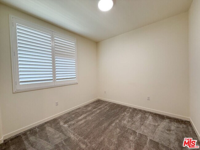Building Photo - 8271 Spirit St