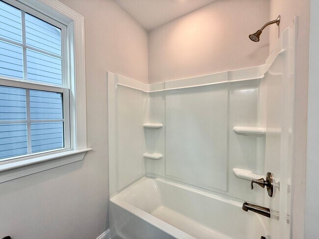 Building Photo - Incredible 4BD, 3BA Raleigh Home in the De...