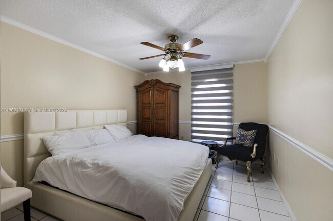 Building Photo - 161 SW 129th Ave