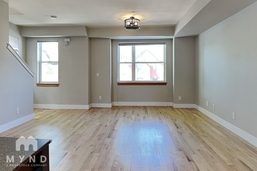 Building Photo - 3338 Tejon St