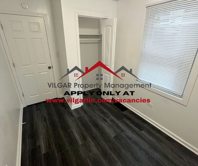 Building Photo - This cozy 3 bedroom, 1 bathroom home is priced to lease fast!