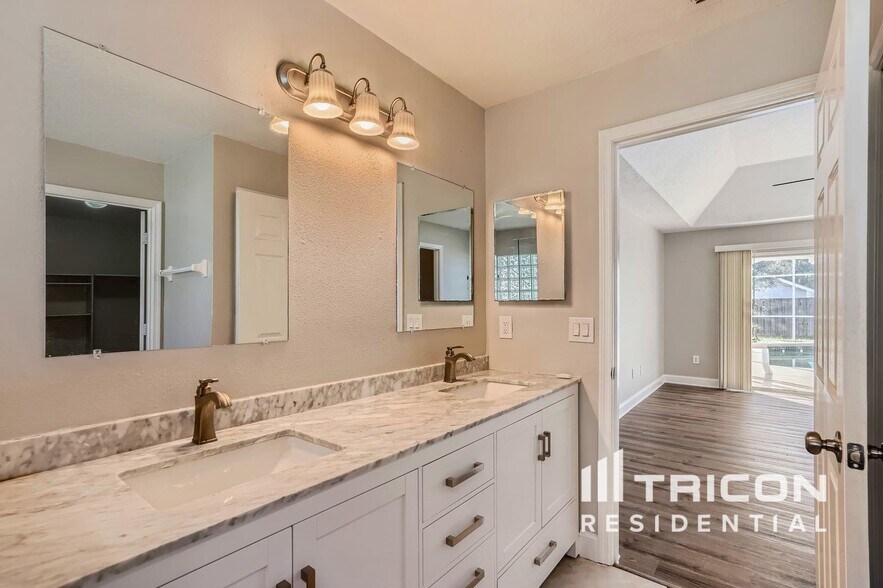 Building Photo - 1004 Quaker Ridge Ct