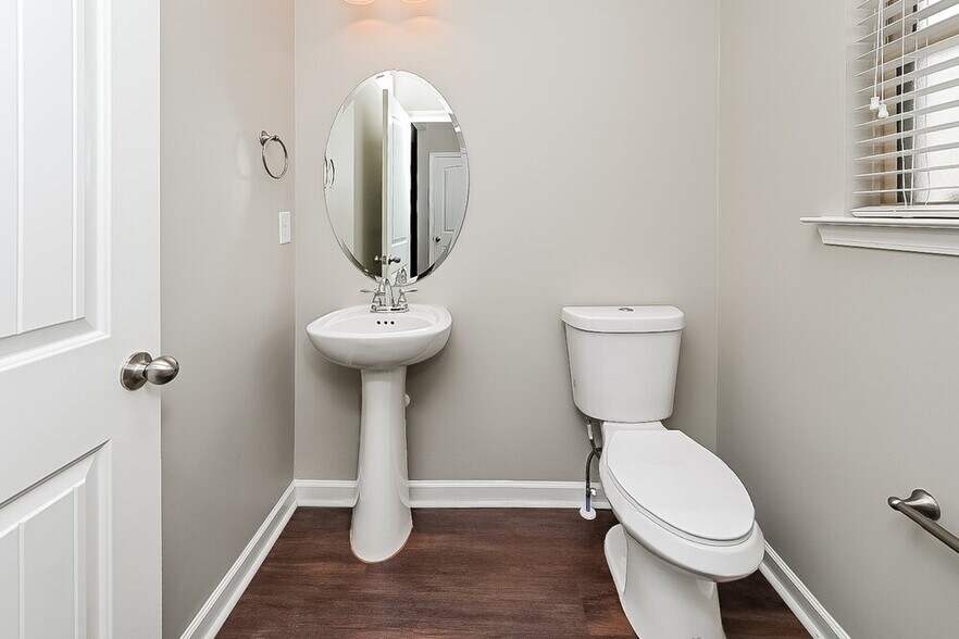 Building Photo - 1112 Moonriver Cove