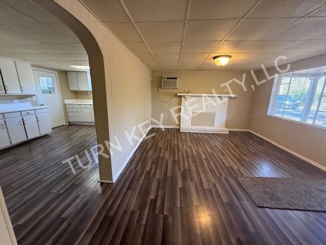 Building Photo - Home for rent in Forestdale **Accepts Section 8**