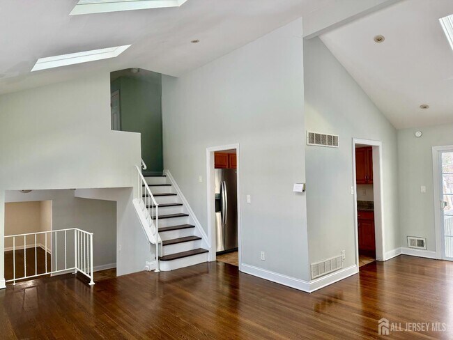 Building Photo - 139 Rues Ln