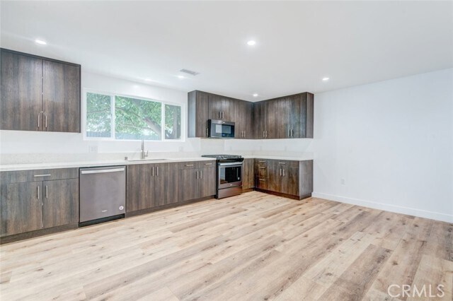 Building Photo - 17024 Sherman Way