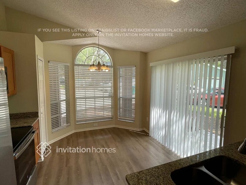 Building Photo - 472 Winding Oak Ln