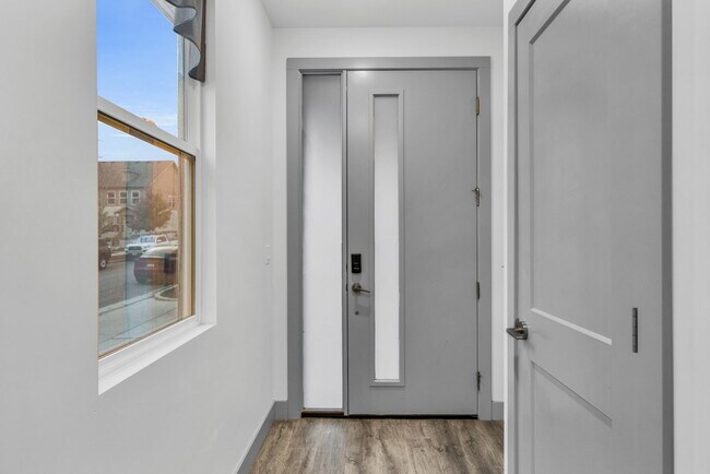 Building Photo - 6356 Birch Run Rd