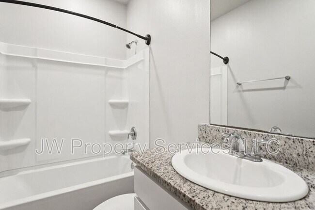 Building Photo - 785 Bent Cypress Ln