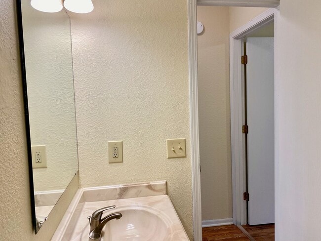 Building Photo - COMING SOON! Wonderful 3 Bedroom 2 Bathroo...