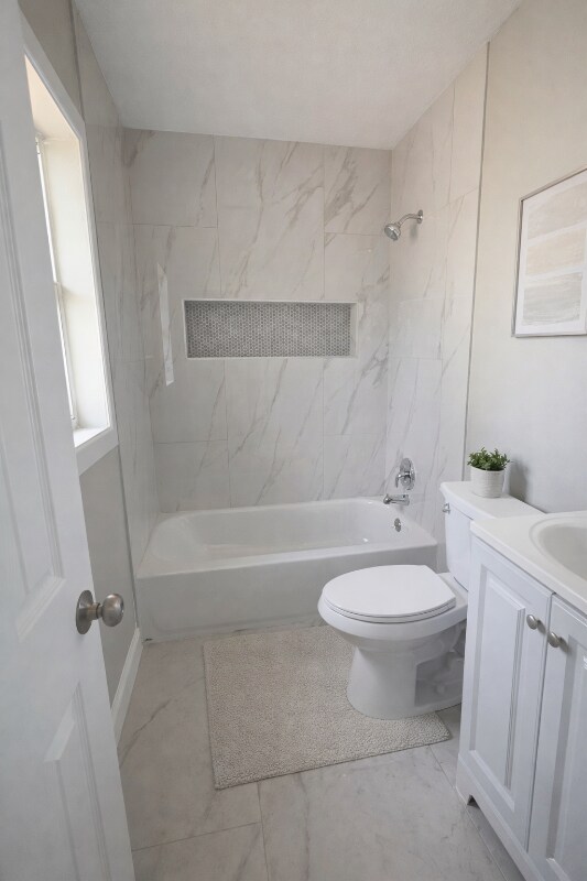 Building Photo - 12 3rd St