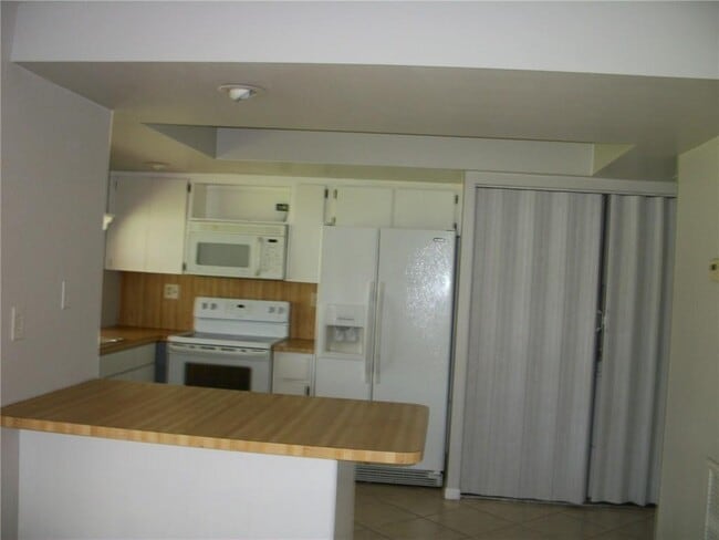 Building Photo - 2862 NW 108th Ave