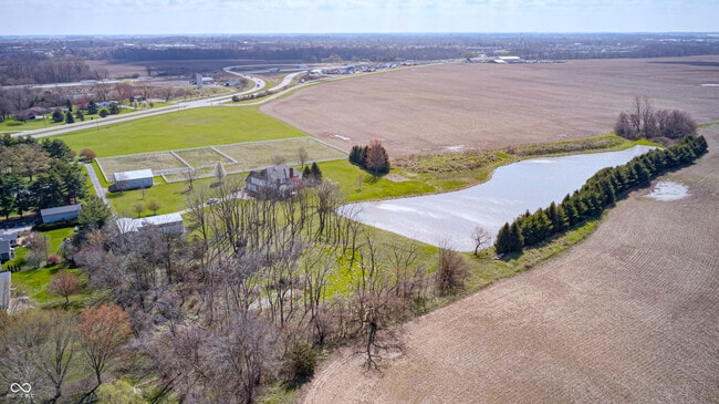 Building Photo - 2009 W 250 N