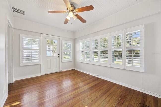 Building Photo - 1815 E Central Blvd