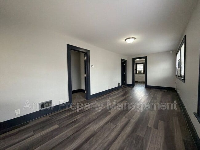 Building Photo - 1530 Rose