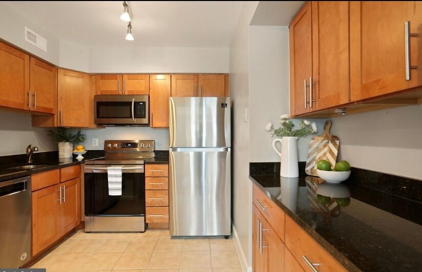 Building Photo - 3609 38th St NW
