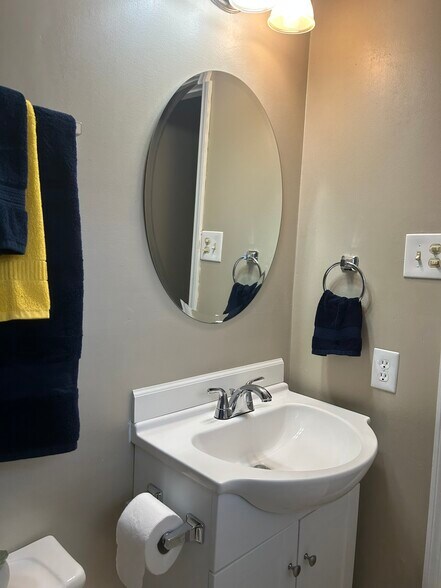 Bathroom 2 - 1210 Fox Run Dr
