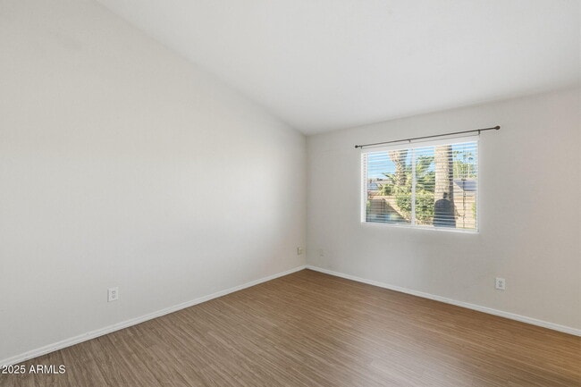 Building Photo - 16264 N 66th St