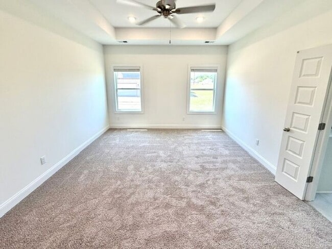 Building Photo - Now Leasing a Brand New 5-Bedroom 3 Bath home in Olive Branch