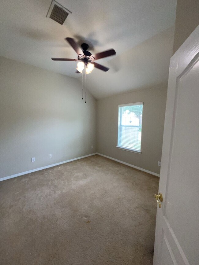 Building Photo - 24802 Jillian Way Ct