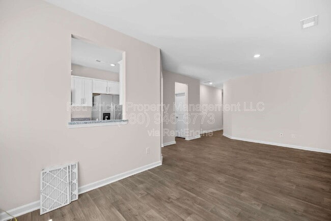 Building Photo - 8113 Murray Br Dr