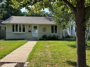 Building Photo - 6314 Knox Ave S