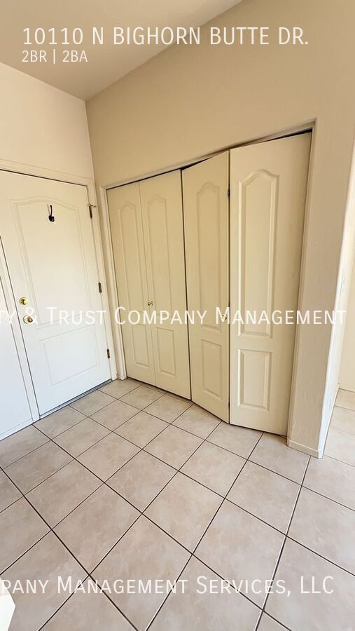 Building Photo - 10110 N Bighorn Butte Dr