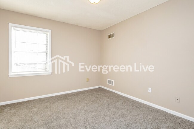 Building Photo - 4996 Harrington Ave