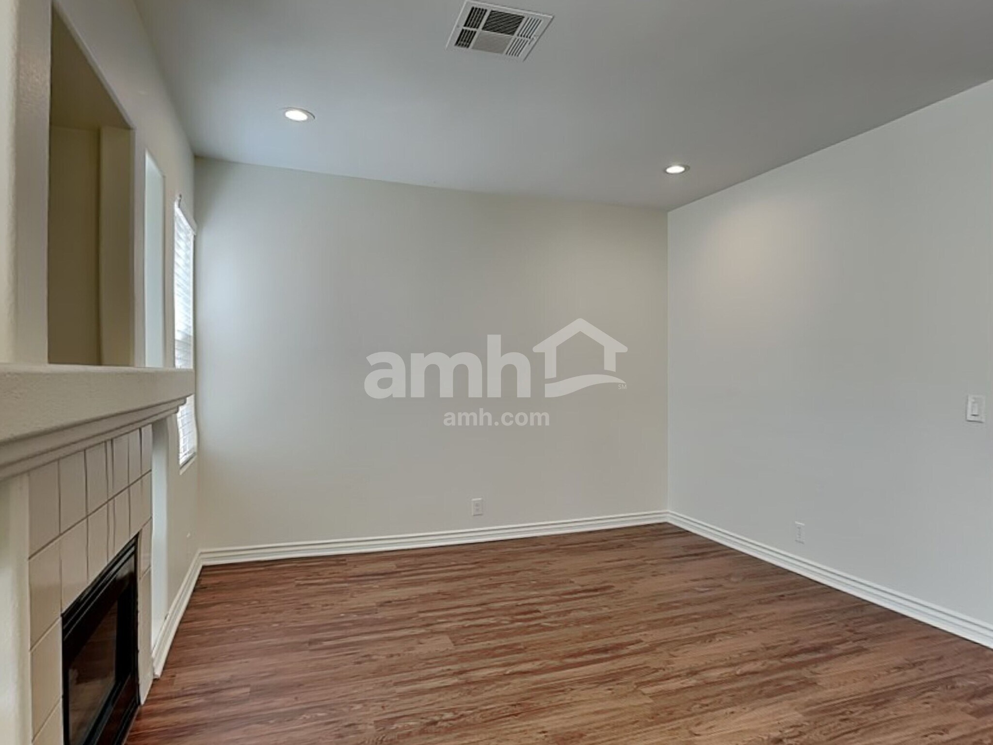 Building Photo - 7901 Rustic Canyon Ct