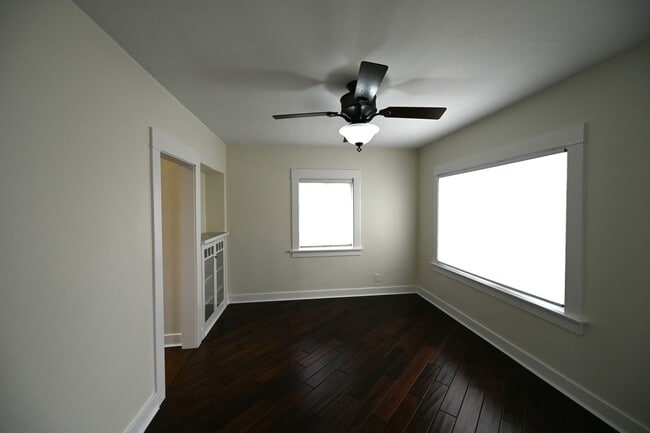 Building Photo - Charming 1 Bedroom Cottage in Ocean Beach