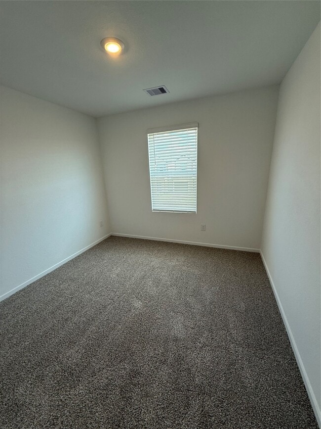 Building Photo - 1002 Moon Drop Ln