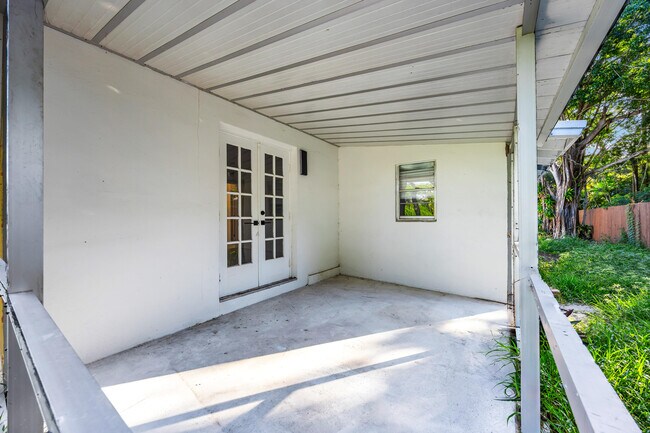 Building Photo - 3360 N 57th Dr