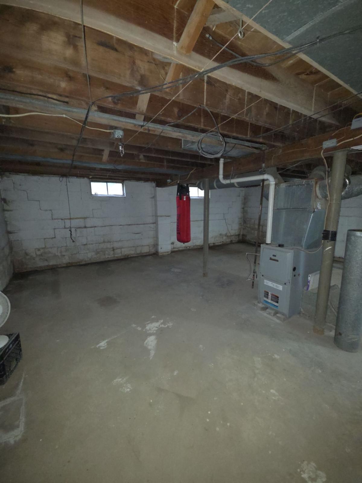 Building Photo - 509 N Rosedale Ave