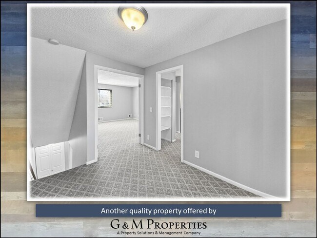 Building Photo - Rarely Available 1-Bedroom Townhouse in Henrietta: Updated & Amenity-Filled!