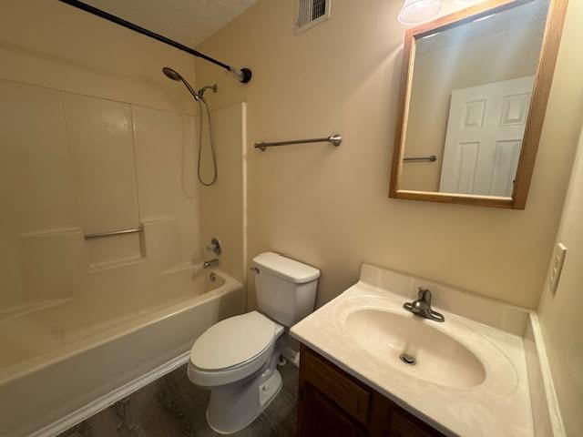 Building Photo - Spacious 4-Bedroom with 3 Full Baths & Fully Finished Basement. Available Now!