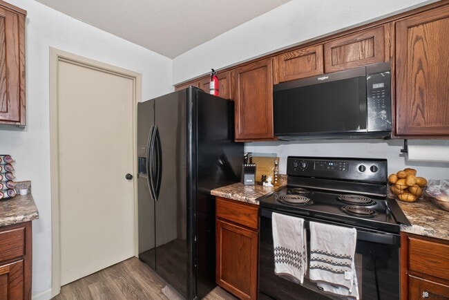 Building Photo - 4330 S Desert Willow Wy