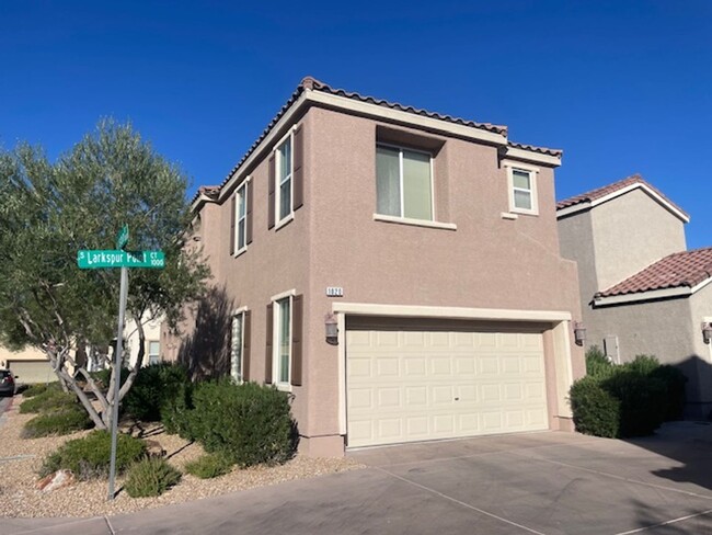 Building Photo - FANTASTIC SUMMERLIN WEST HOME!!!! LOCATED ...