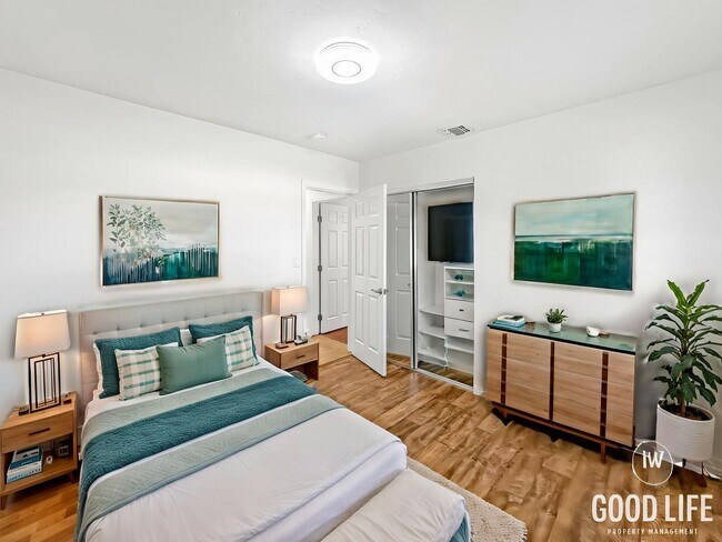 Building Photo - Inviting 3B/1BA Home in Imperial Beach with Patio, Driveway Parking and Coastal Proximity