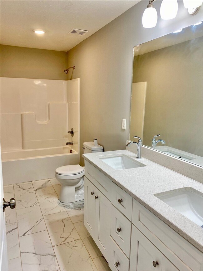 Building Photo - 524 Denver Cir