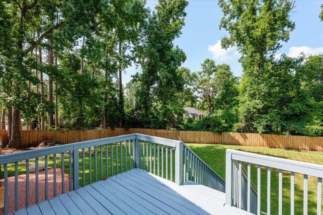 Building Photo - 175 Creekview Cir