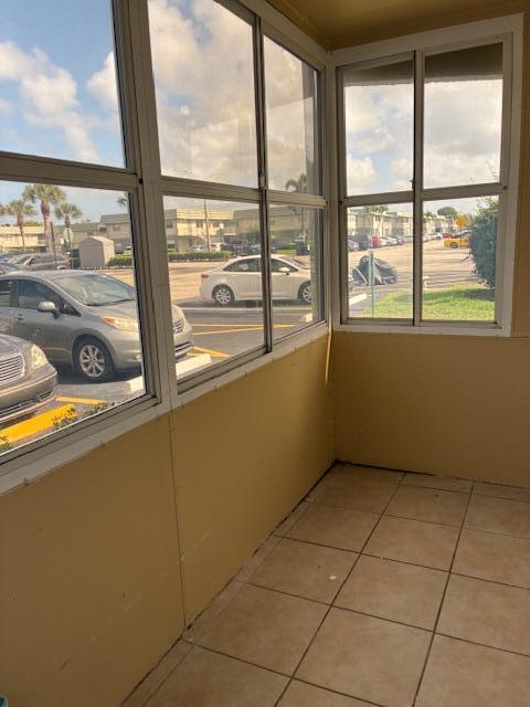 Building Photo - 195 Monaco Way