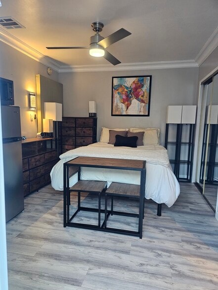 Building Photo - 11314 Malat Way