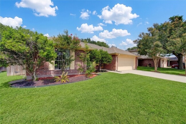 Building Photo - 7302 Greenwood Point Dr