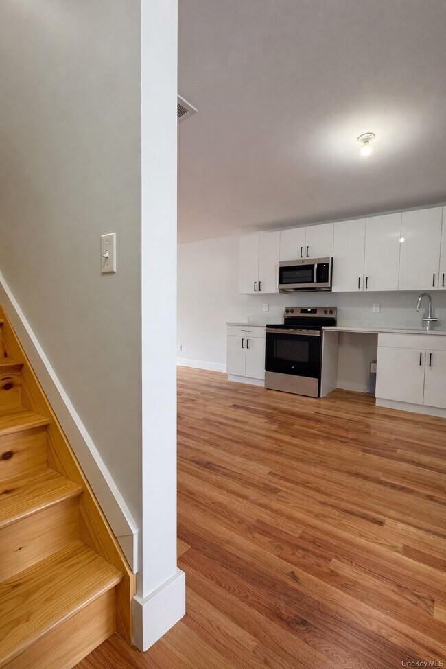 Building Photo - 1140 NY-52