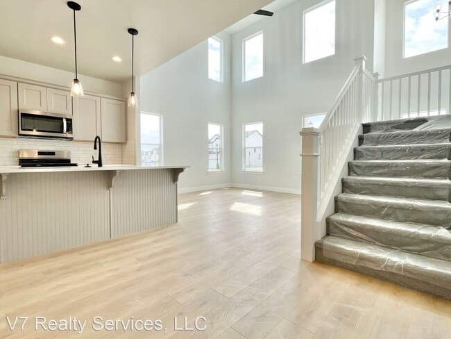 Building Photo - 3 br, 2.5 bath House - 4306 W. Rex Peak Way