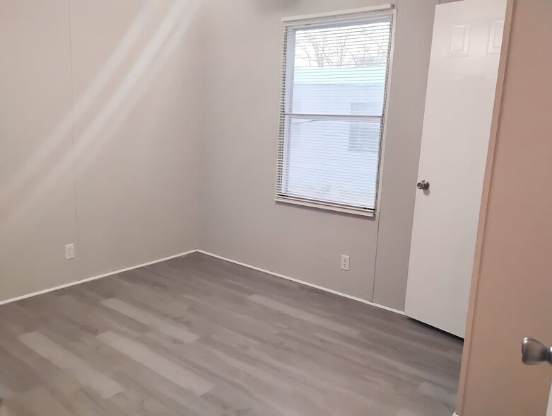 Building Photo - 110 N Michigan St