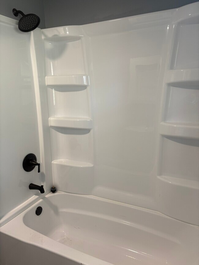 Primary Photo - 5220 Western Rd