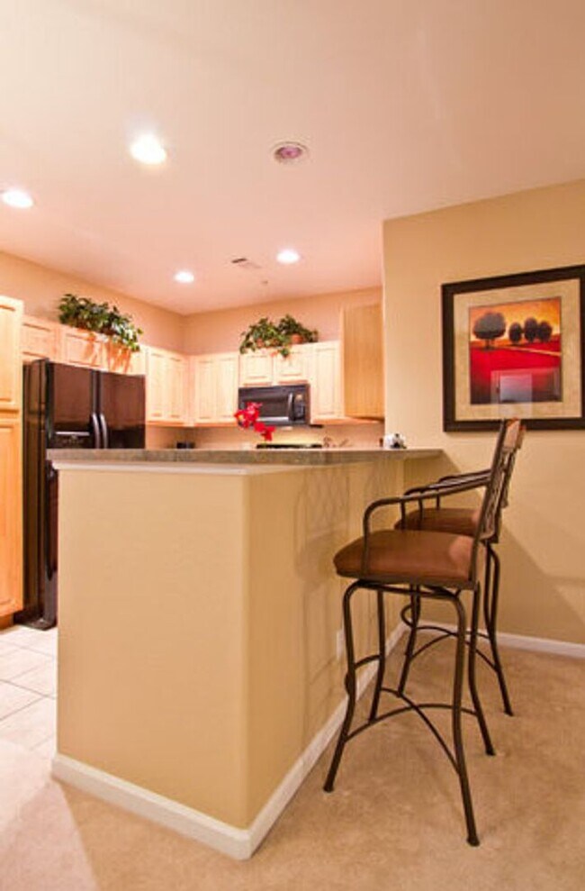 Building Photo - 2845 Willow Tree Ln