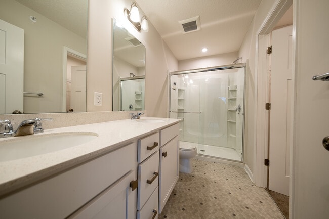 Building Photo - 21831 136th Wy