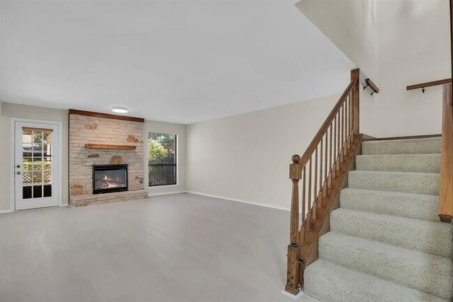 Building Photo - 11512 Tin Cup Dr